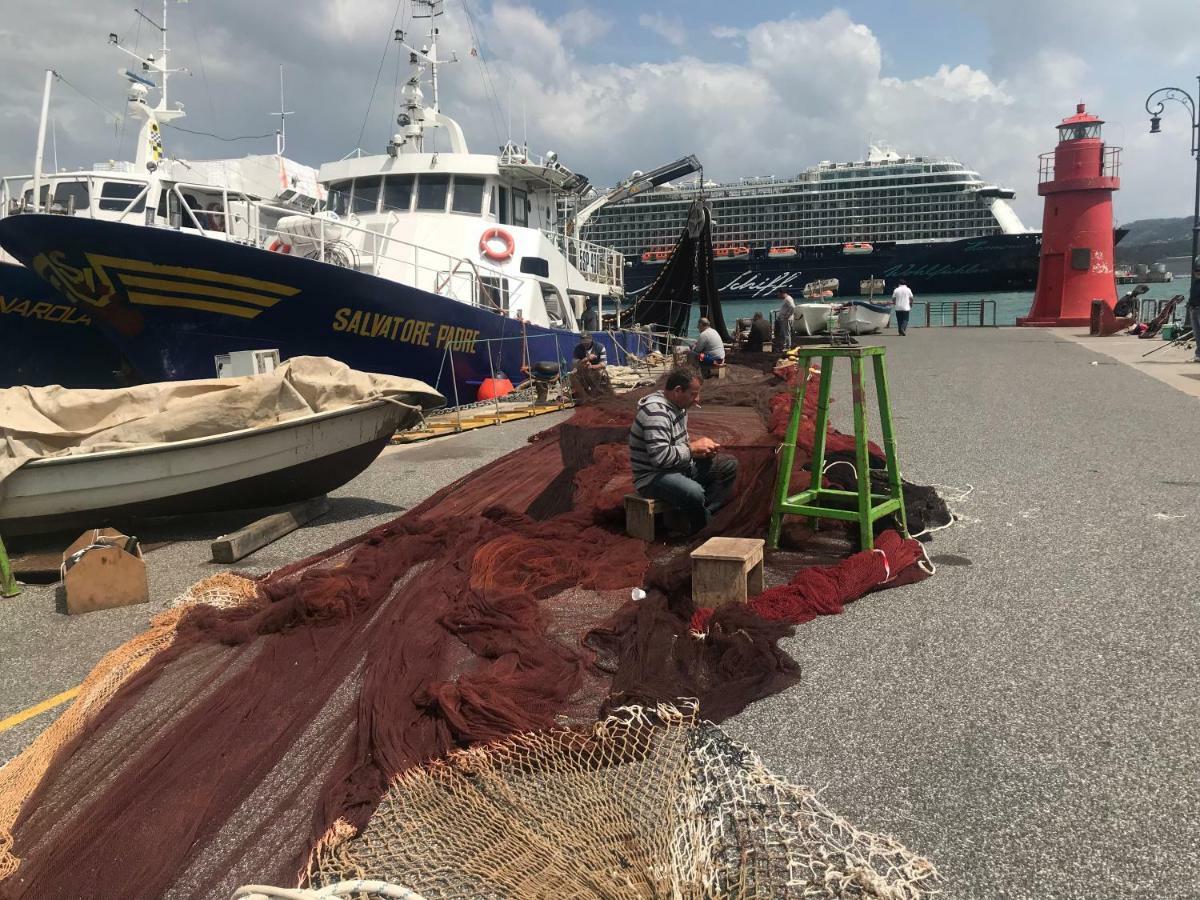 Il Mare In Piazza Apartamento La Spezia Exterior foto